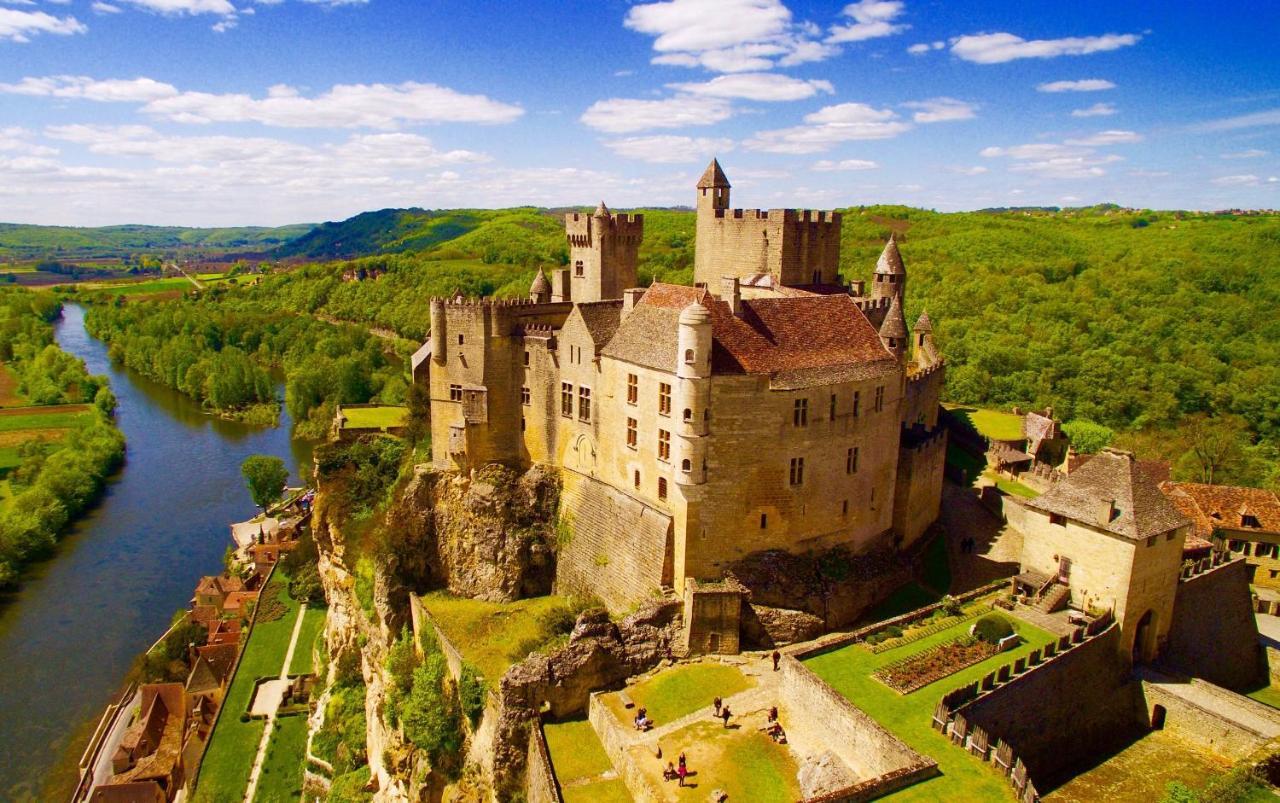 La Vieille Ferme: superbe complexe de 3 gîtes en pierre avec Piscine au coeur du Périgord Noir Saint-Genies Exterior foto
